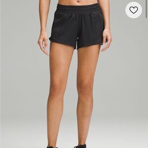 Lululemon Black Low Rise 4in Hotty Hots